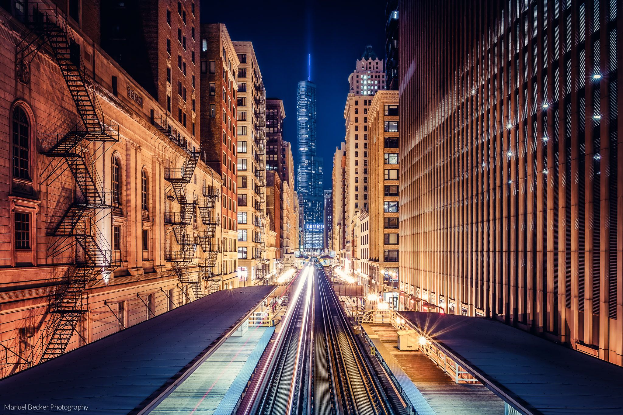 Trump Tower from Adams/Wabash, Chicago, USA