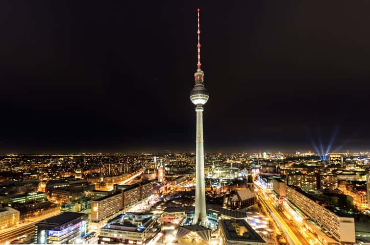 Berlin TV Tower, Park Inn Hotel