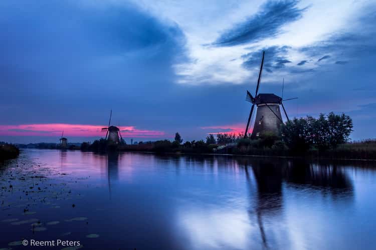 A different perspective on windmills, Kinderdijk