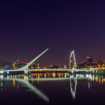 Puente De La Mujer, Argentina