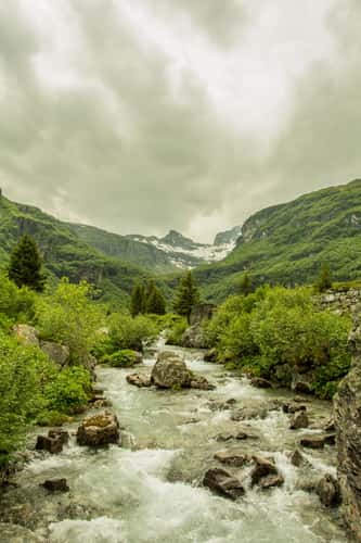 Mettmenalp / Stausee Garichti