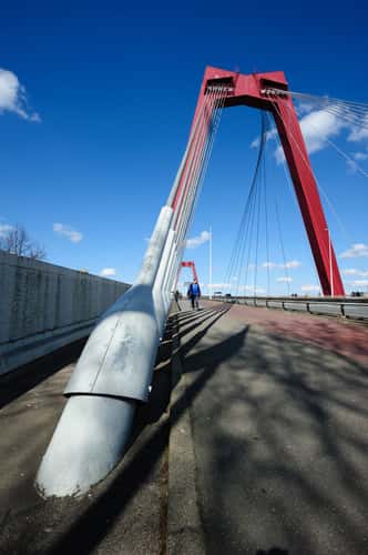 Willemsbrug right next to Ons Park