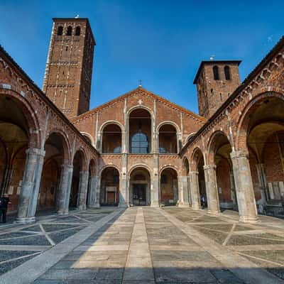 Basilica di Sant'Ambrogio, Italy