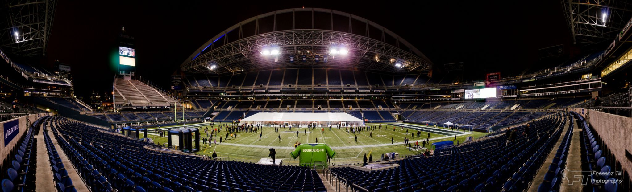 Century Lumen Field - Hawks Nest, USA