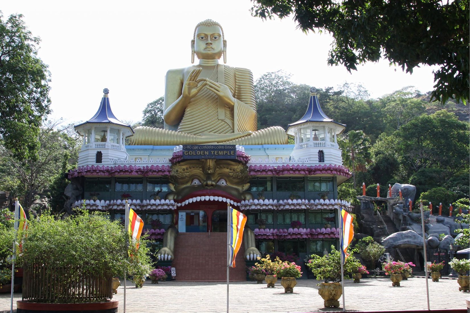 Dambulla Rajamaha Viharaya (Golden Temple), Sri Lanka