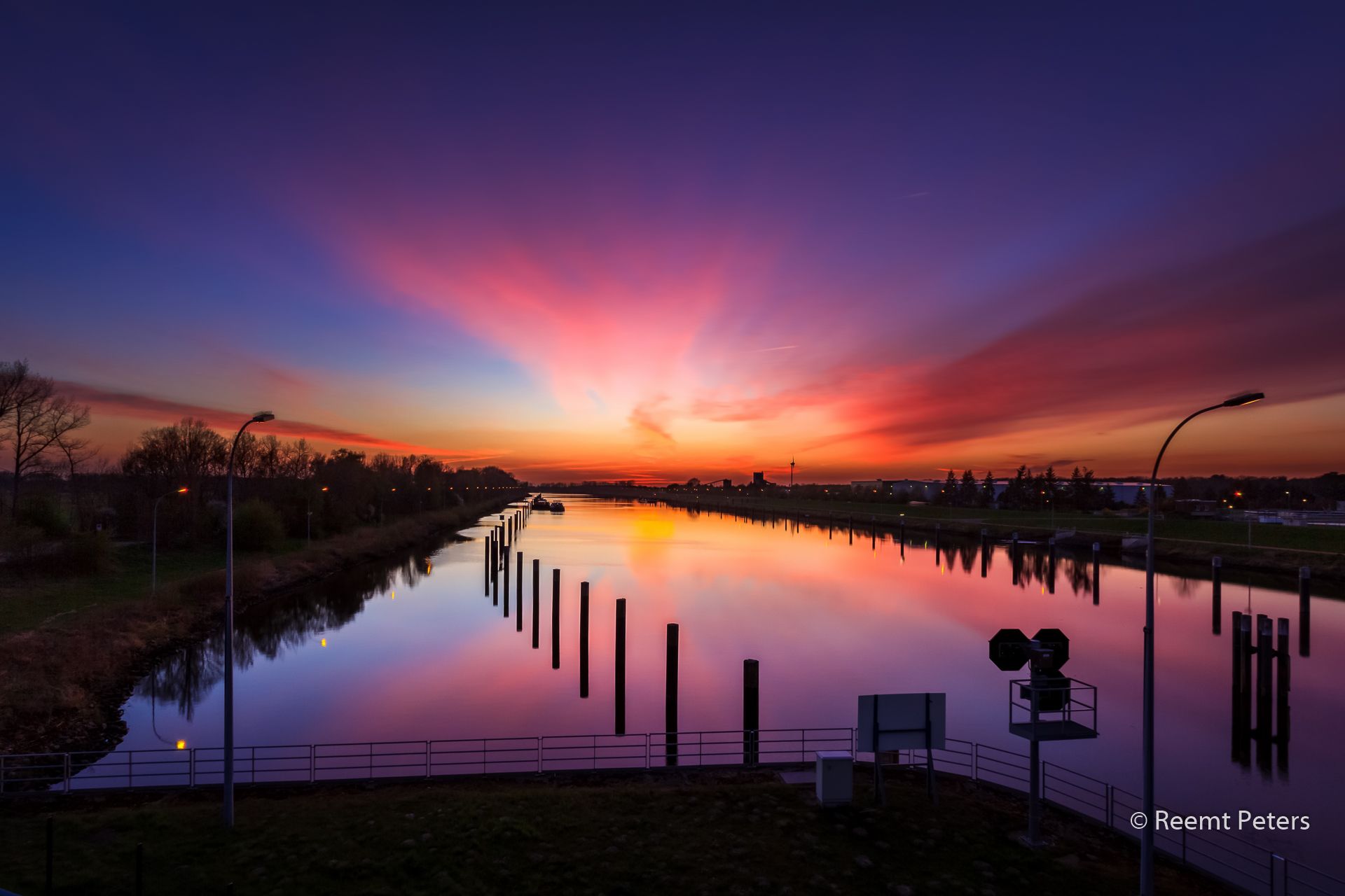 Elbe sunset, Hamburg, Germany