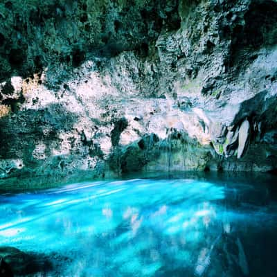 Los Tres Ojos, Dominican Republic