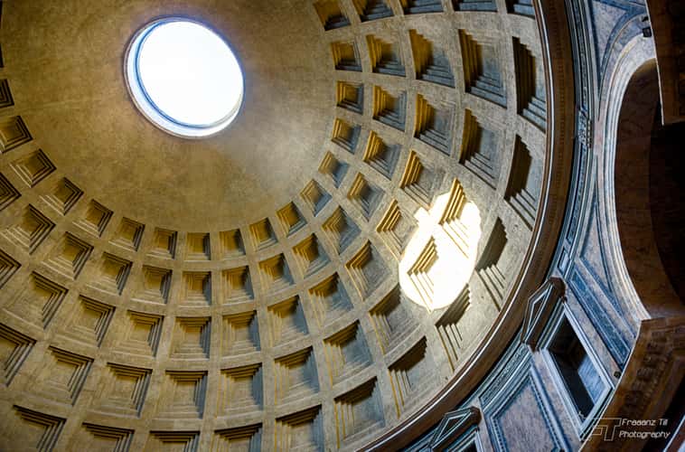 Dome of Pantheon, Rome