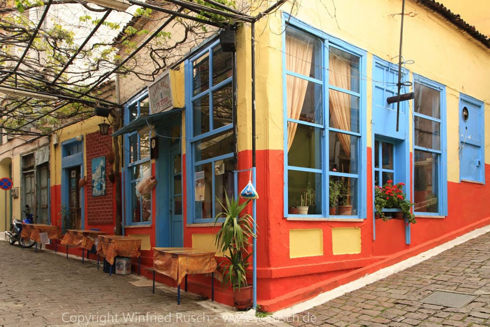 bunte Häuser in Agiassos, Greece