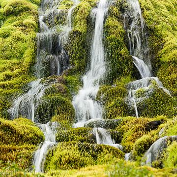 Small waterfall at Hnjótur, Iceland