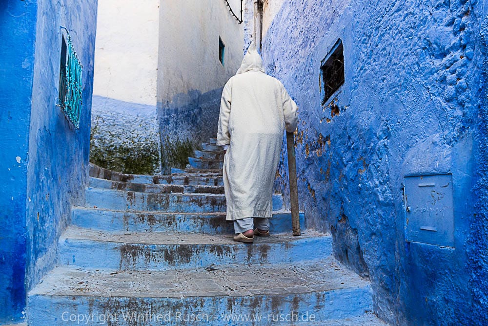 Mann in Chefchaouen, Morocco