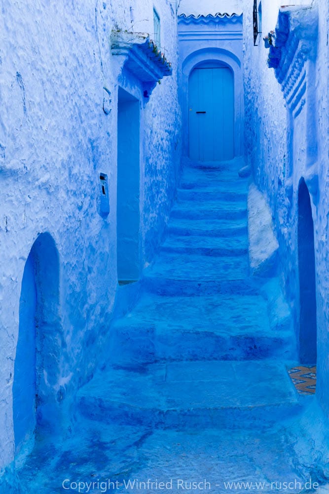 Gasse in Chefchaouen, Morocco