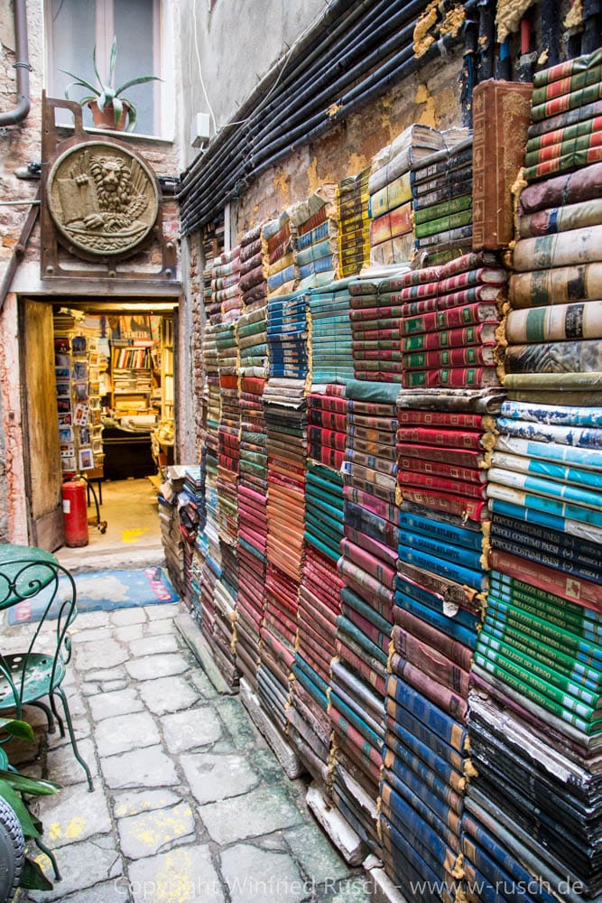 Libreria Acqua Alta, Italy