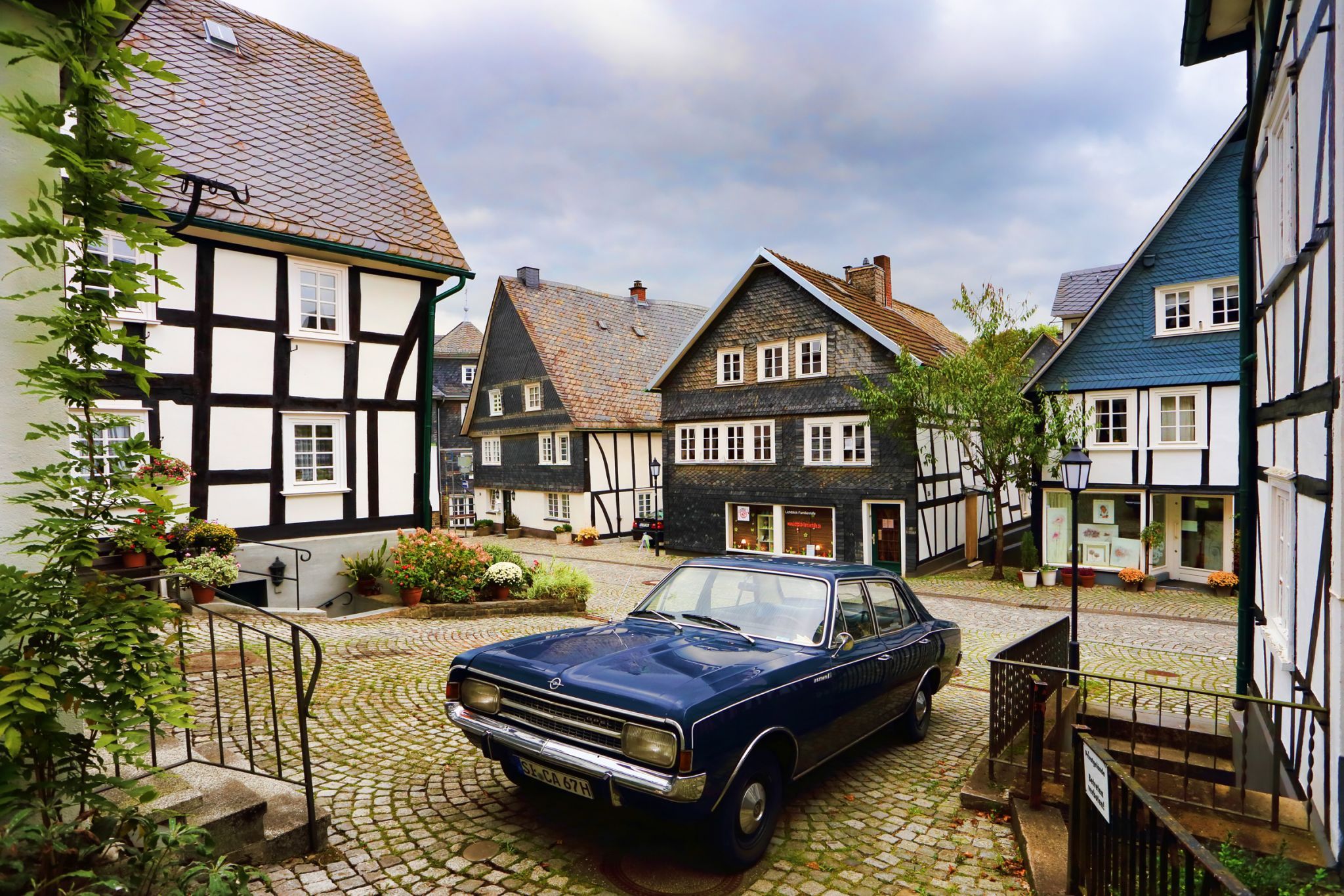 White House(s), Germany