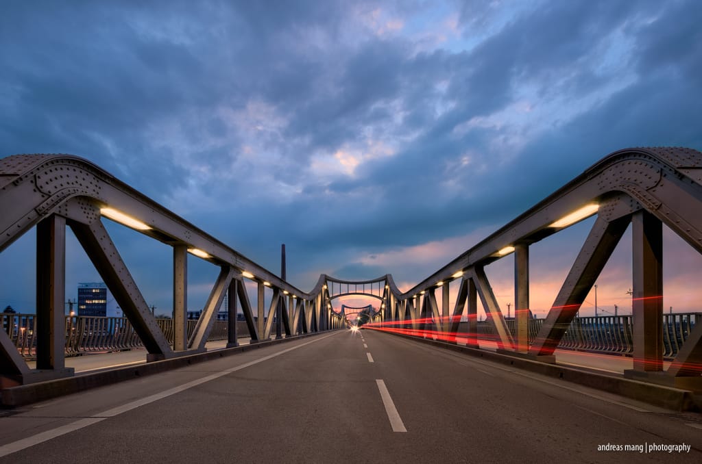 Stahlbrücke am Darmstädter Hauptbahnhof, Germany