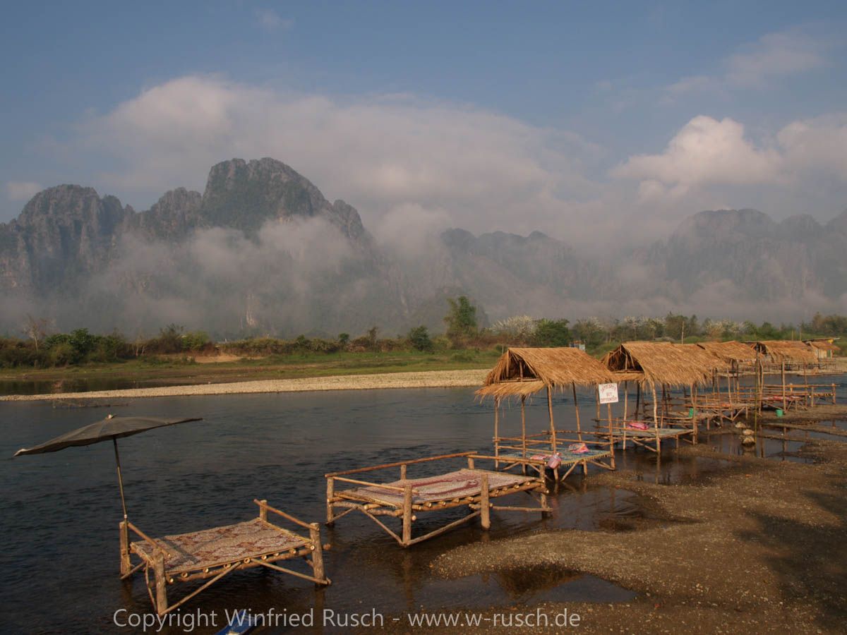 Vang Vieng, Lao