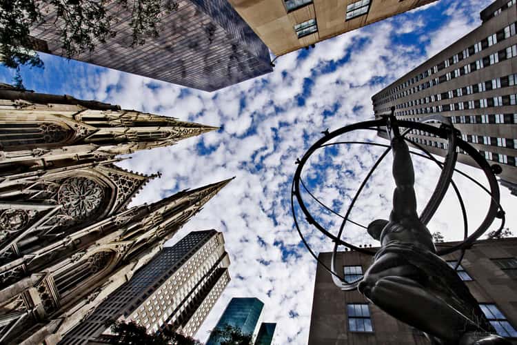Atlas statue at the Rockefeller Center