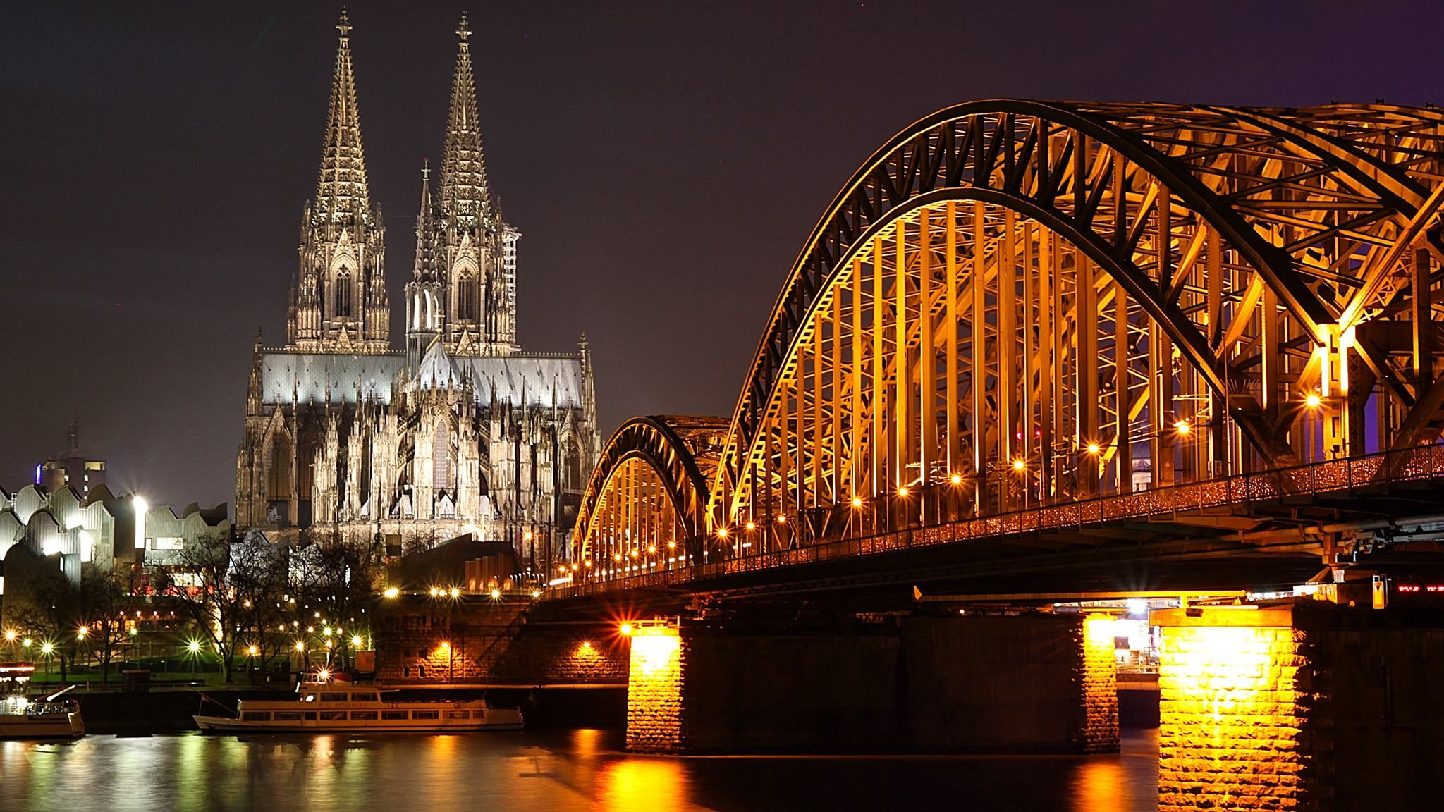 Hohenzollern Bridge with Cologne Cathedral, Cologne, Germany