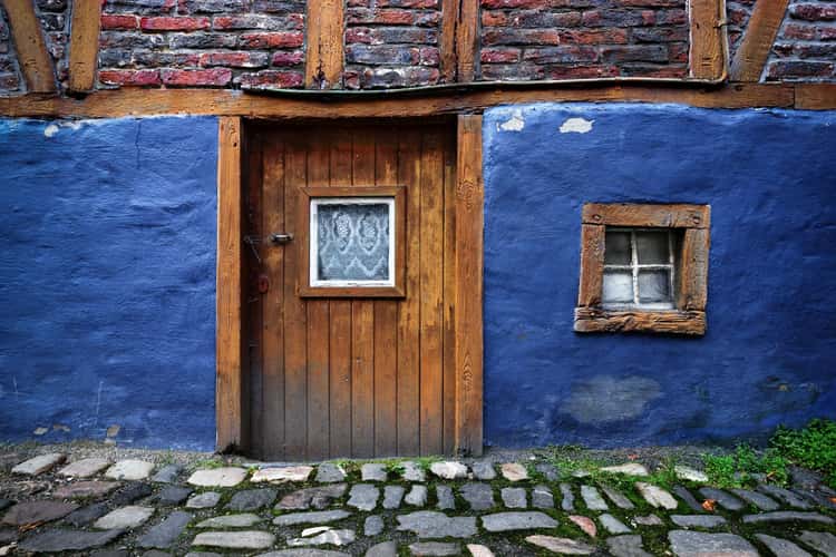 dwarf door
