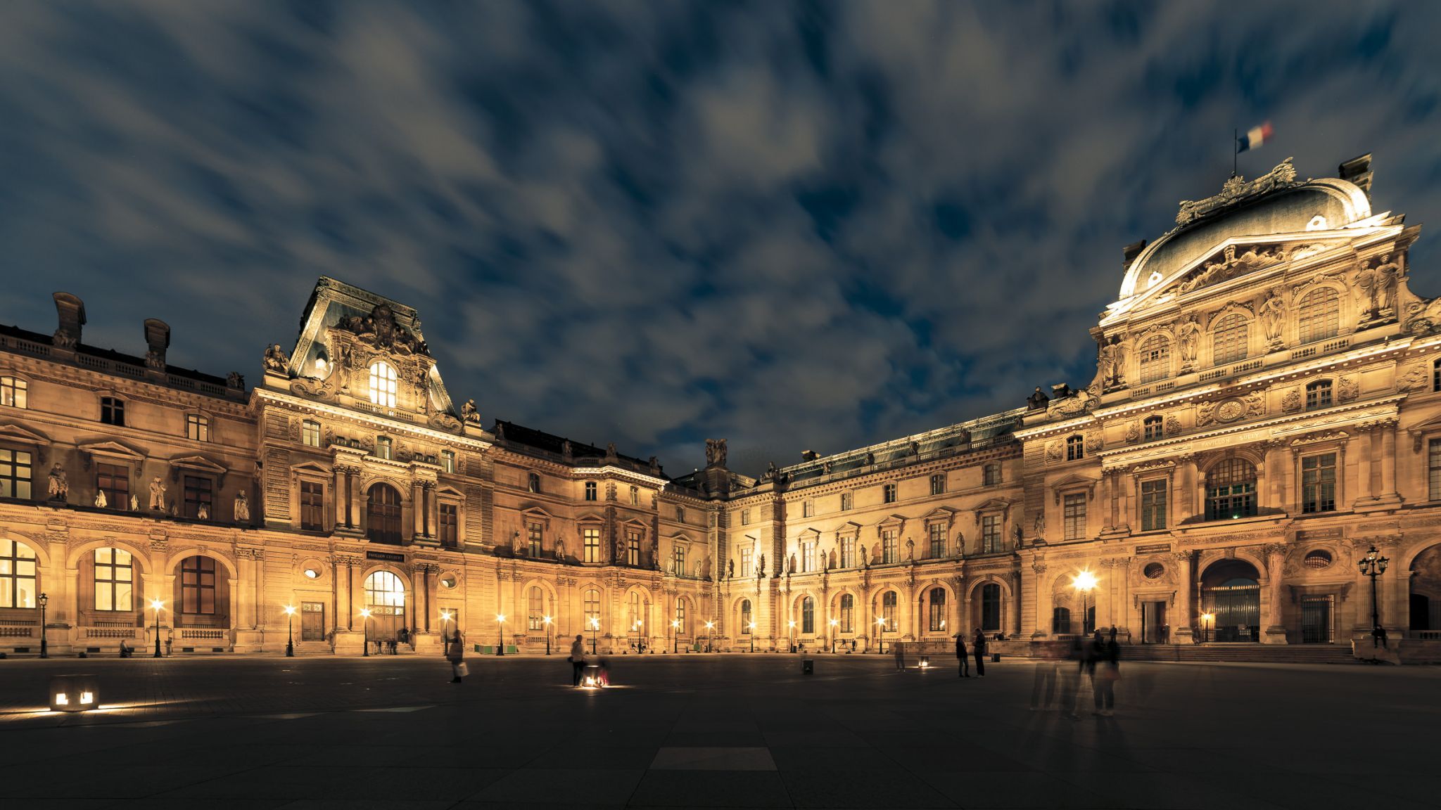 Otherside, Louvre, France