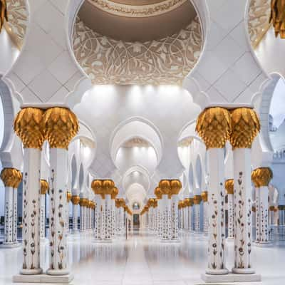 Sheikh Zayed Grand Mosque, Abu Dhabi, United Arab Emirates