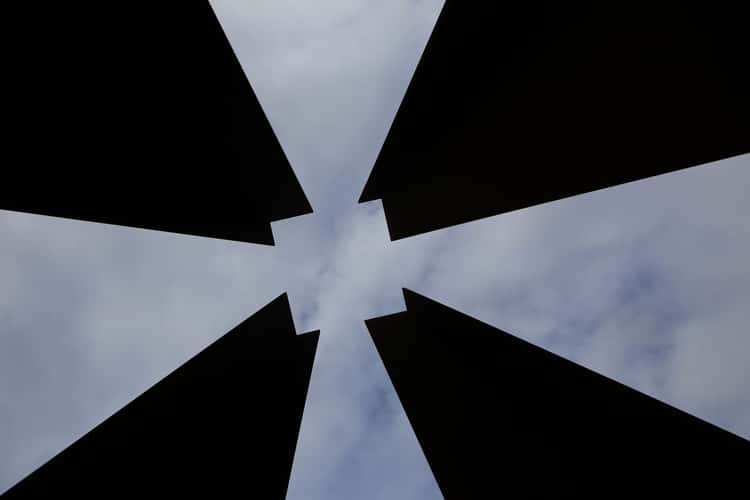 Nachbildung eines Wachturm an der Gedenkstätte