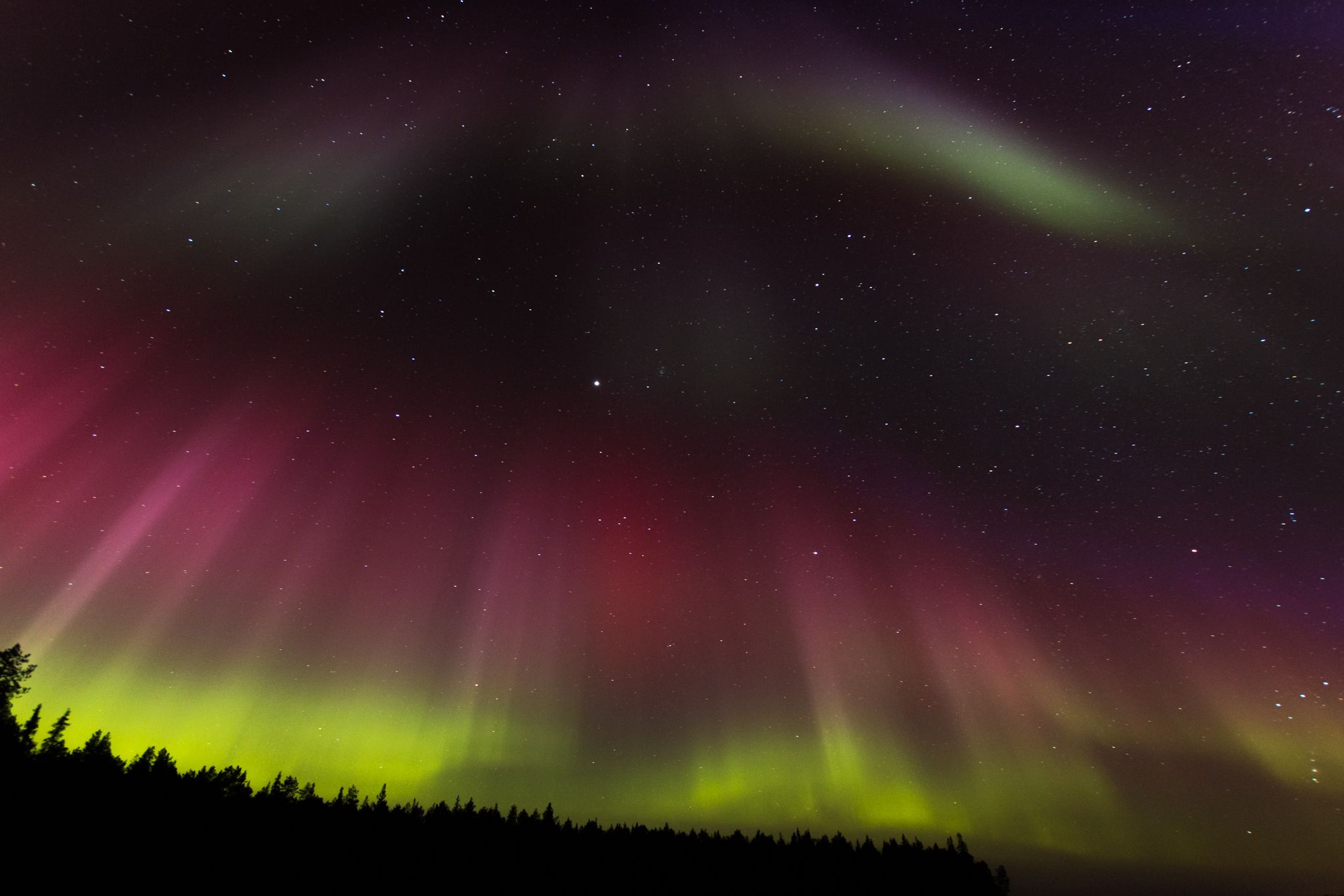Northern Lights seen from Ollilian Lomamajat, Finland