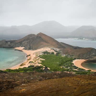 Overview of Playa Dorada, Isla Bartolomé, Ecuador