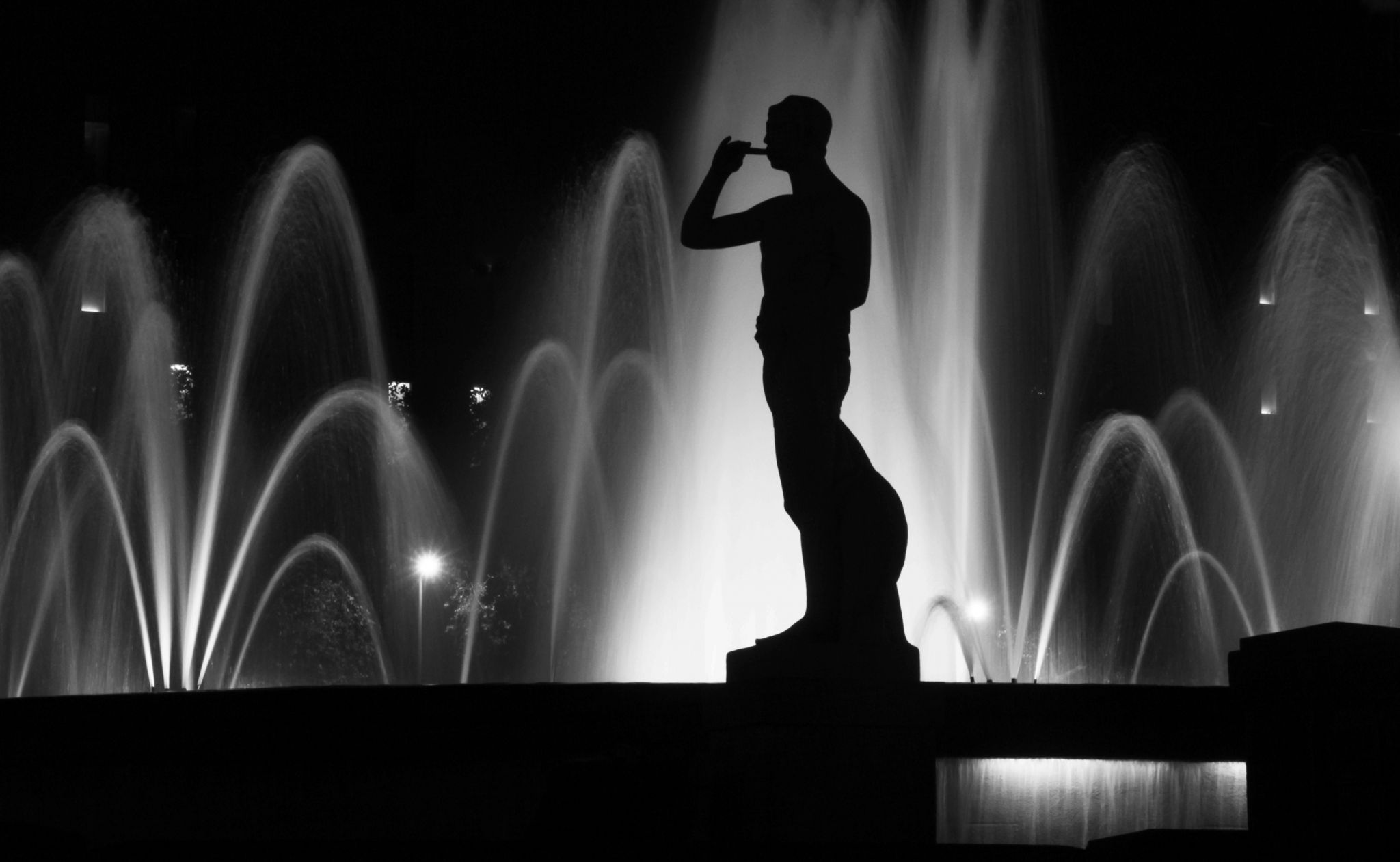 Statue @ Placa Catalunya, Spain