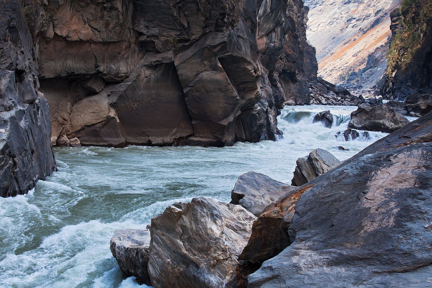 Tiger Leaping Gorge, China