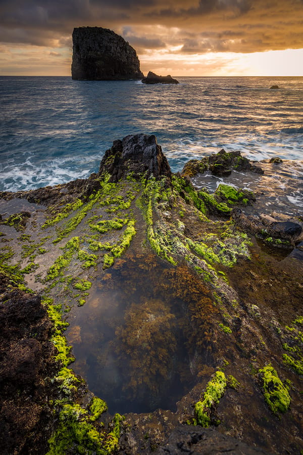 Volcanic rocks Porto da Cruz, Portugal