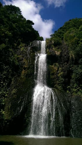 Kitekite Falls