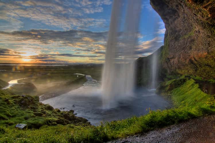 Behind Walk, Seljalandsfoss