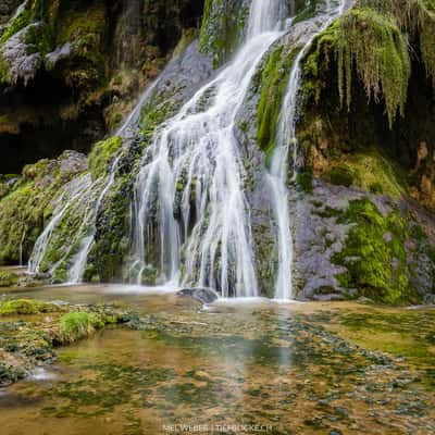 Cascade des tufs, France