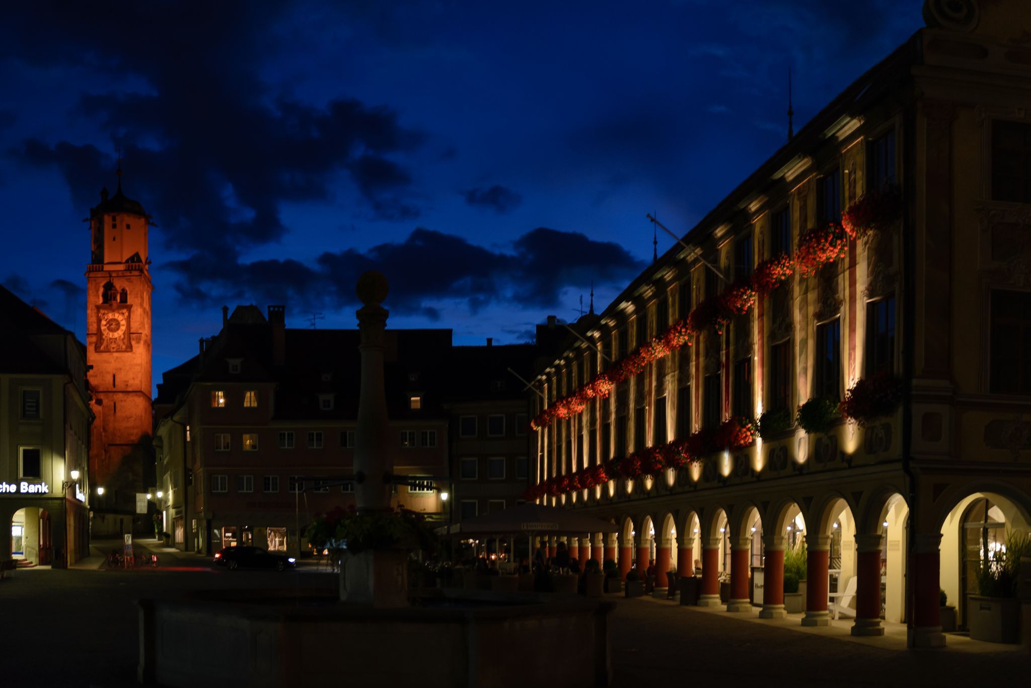 Memmingen Marktplatz mit dem Rathaus und Steuerhaus, Germany