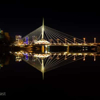 Riel Esplanade, Canada