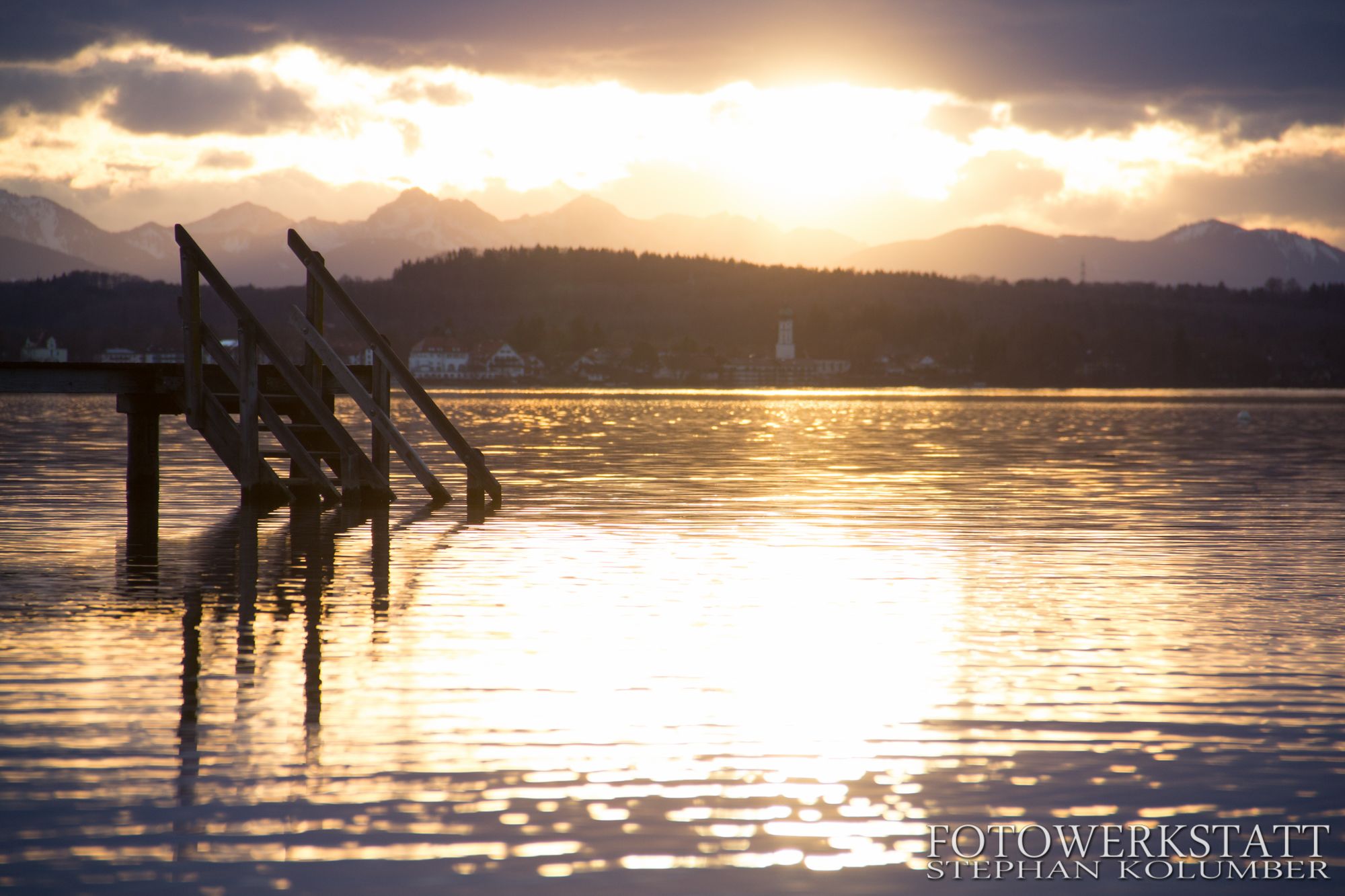 Starnberger See with view to the Alps, Germany