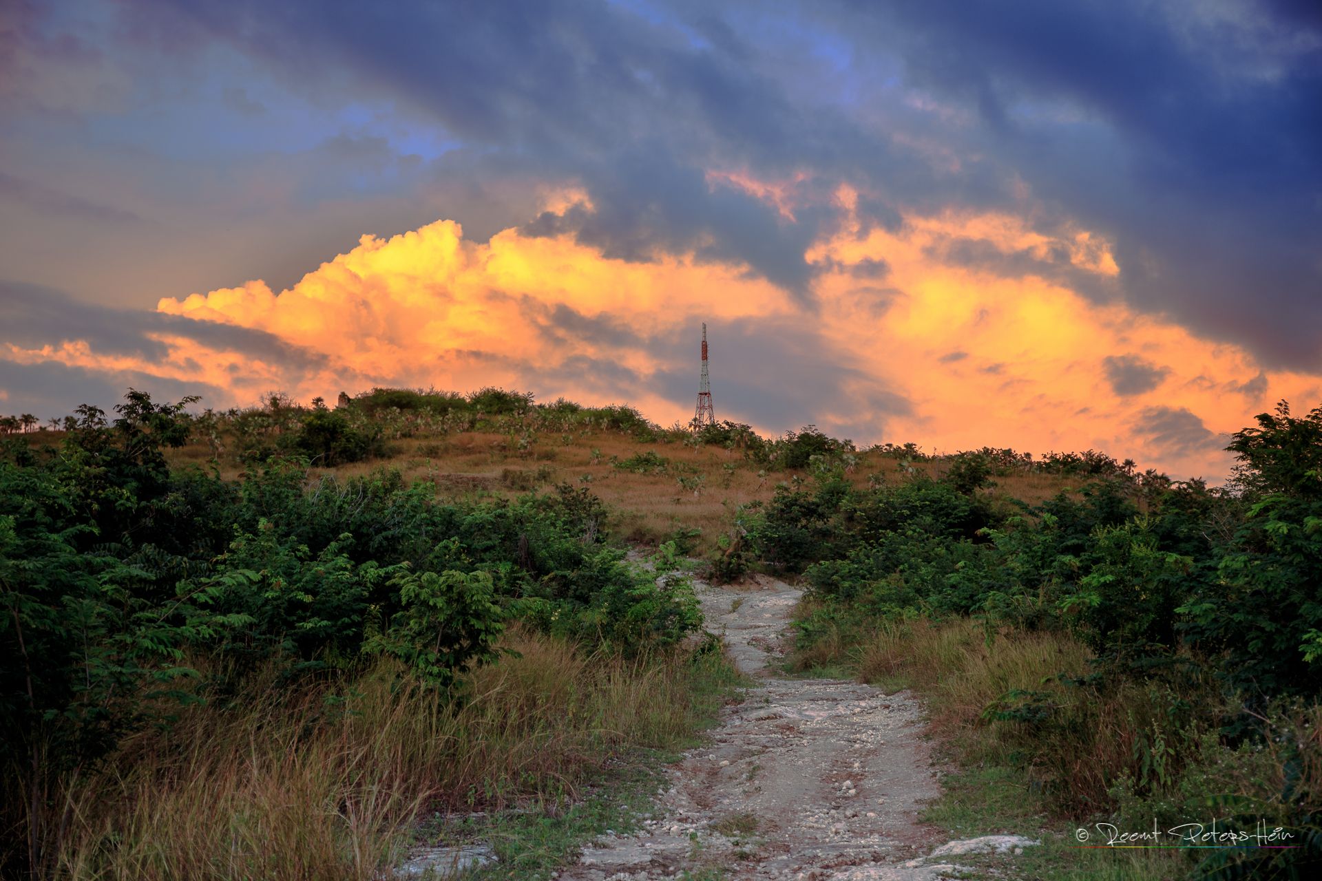 Up to the hill, Cuba
