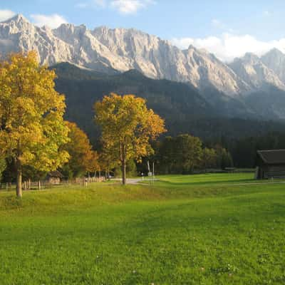 Wetterstein in the afternoon sun, Germany