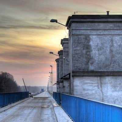 Zapora na Jeziorze Goczałkowickim, Poland