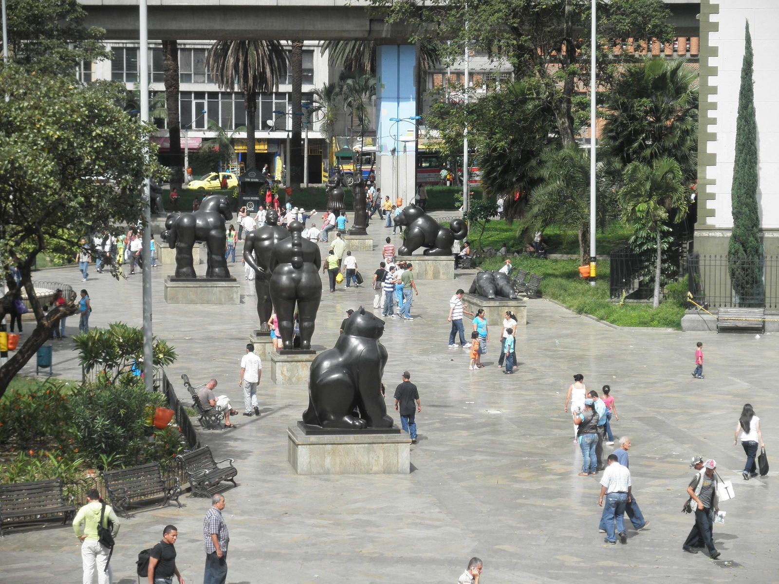 Botero Square, Colombia