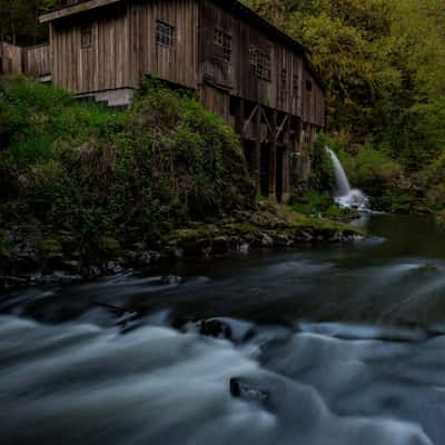 Cedar Creek Grist Mill, USA