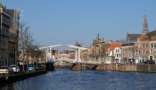 Gravestene Brug, Haarlem