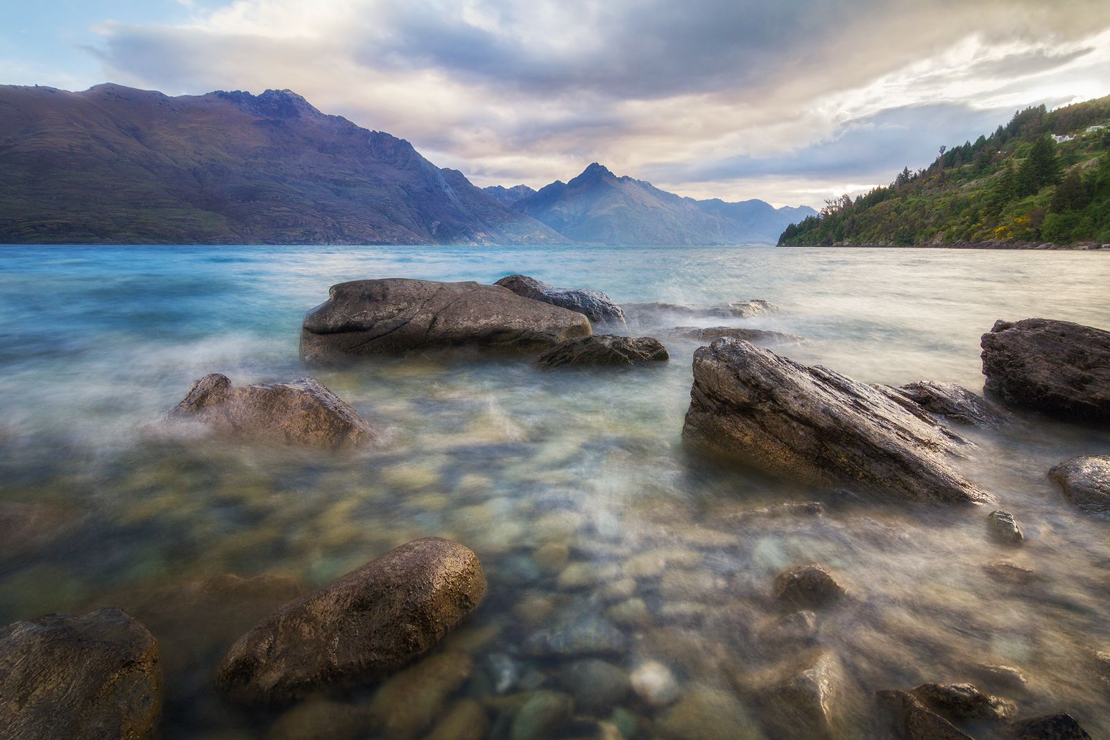 Lake Wakatipu - Queenstown, New Zealand