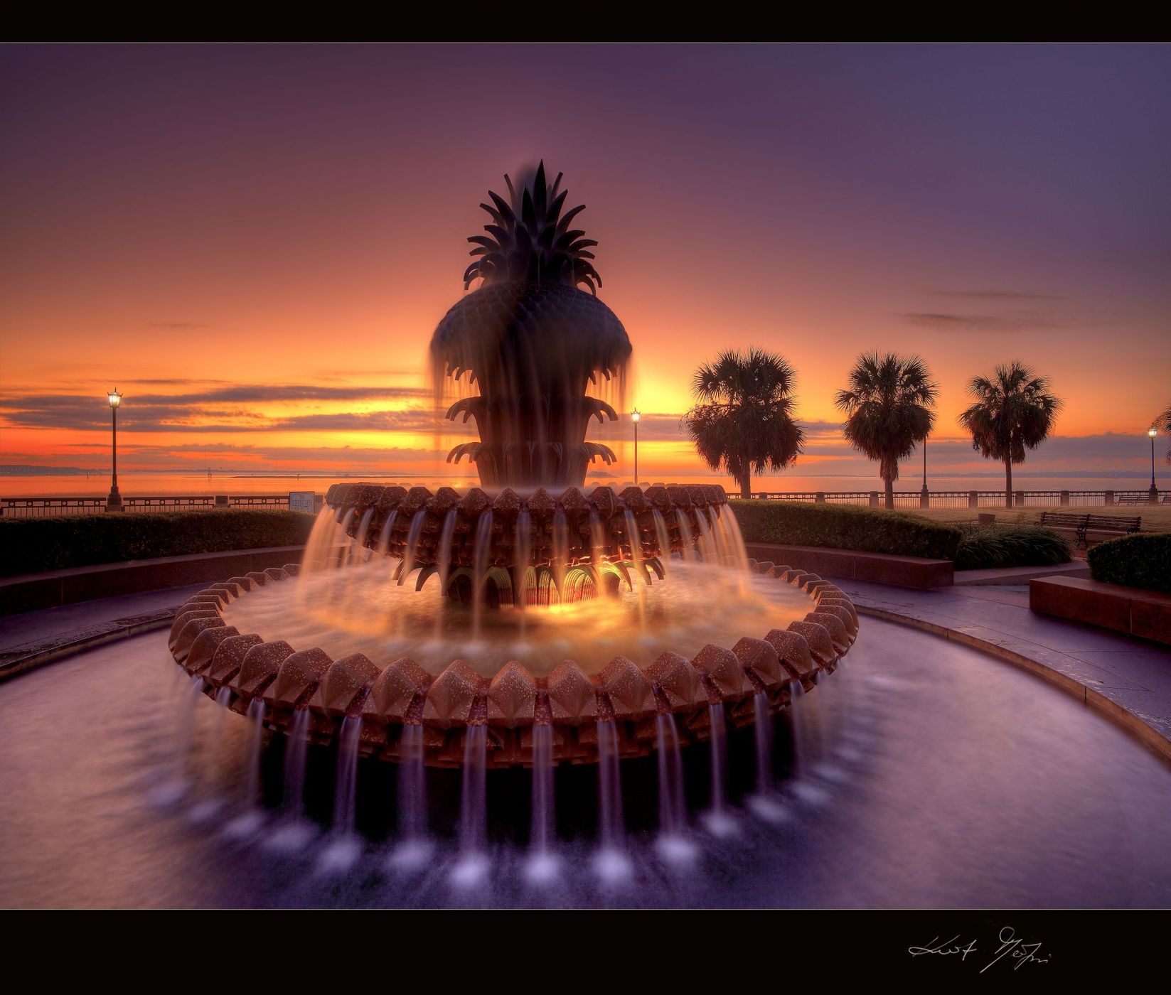 Pineapple Fountain, USA