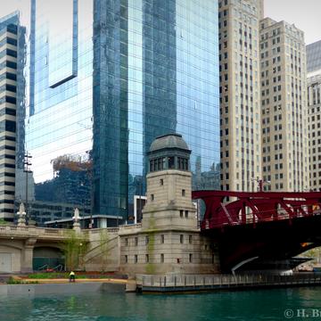 Architectural changes in Chicago 2, USA
