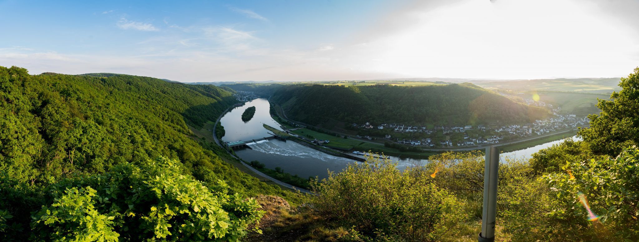 Aussichtspunkt oberhalb von Niederfell, Germany