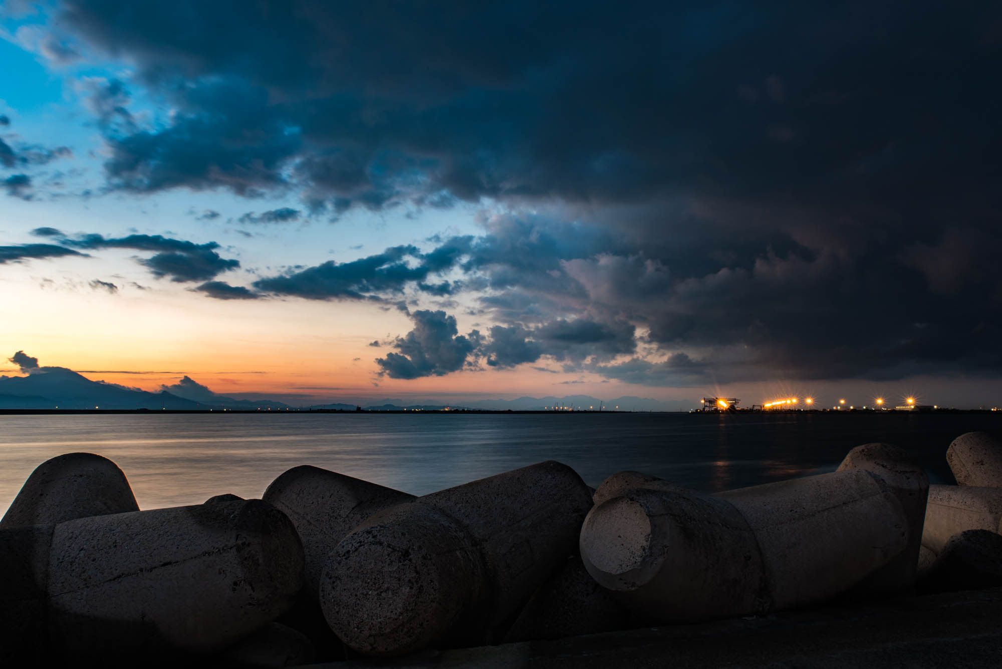 Braccio del molo porto di Cagliari, Italy
