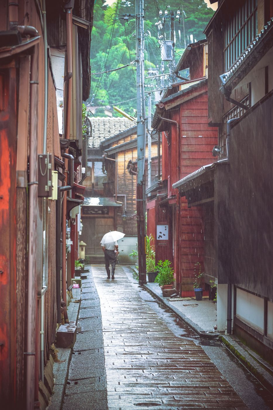 Higashi Chayagai, Japan