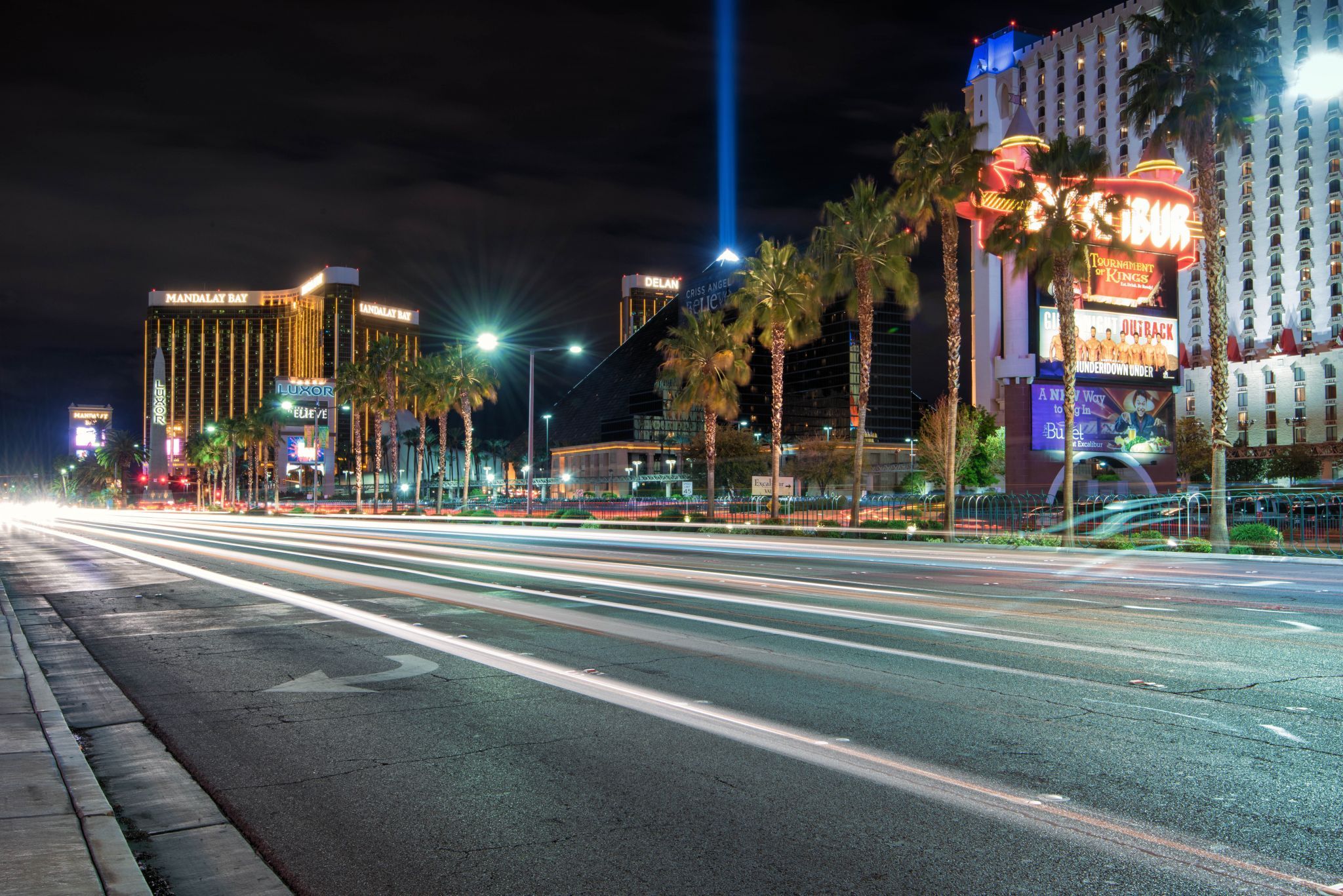 Intersection of Las Vegas Strip and W Tropicana Ave, USA